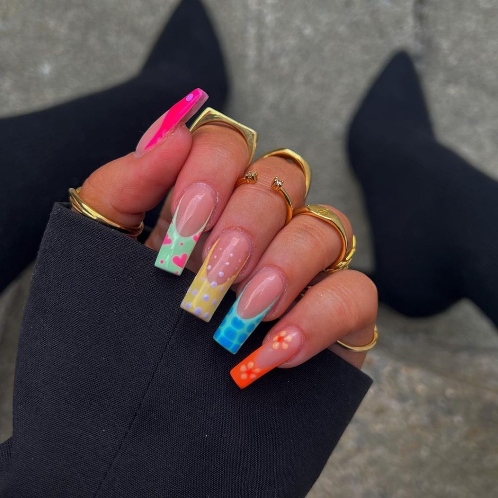 french-tip-summer-nails