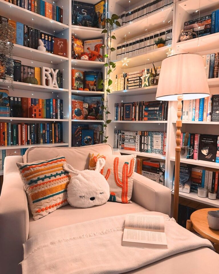 7 Tips to Create a Cozy Reading Nook at Home