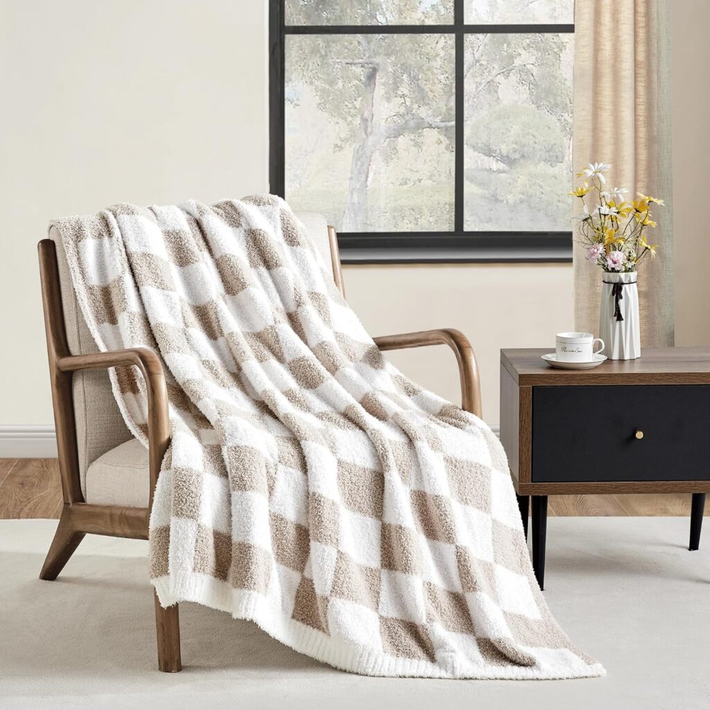 Microfiber Checkered Throw Blanket