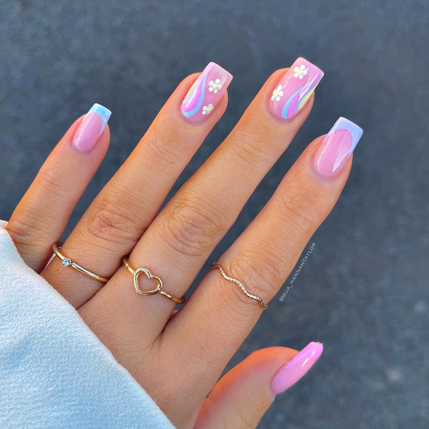 floral nails