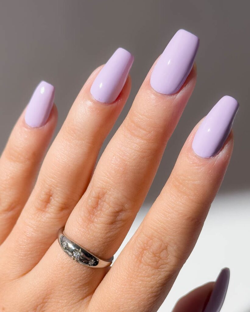 Solid pastel nails