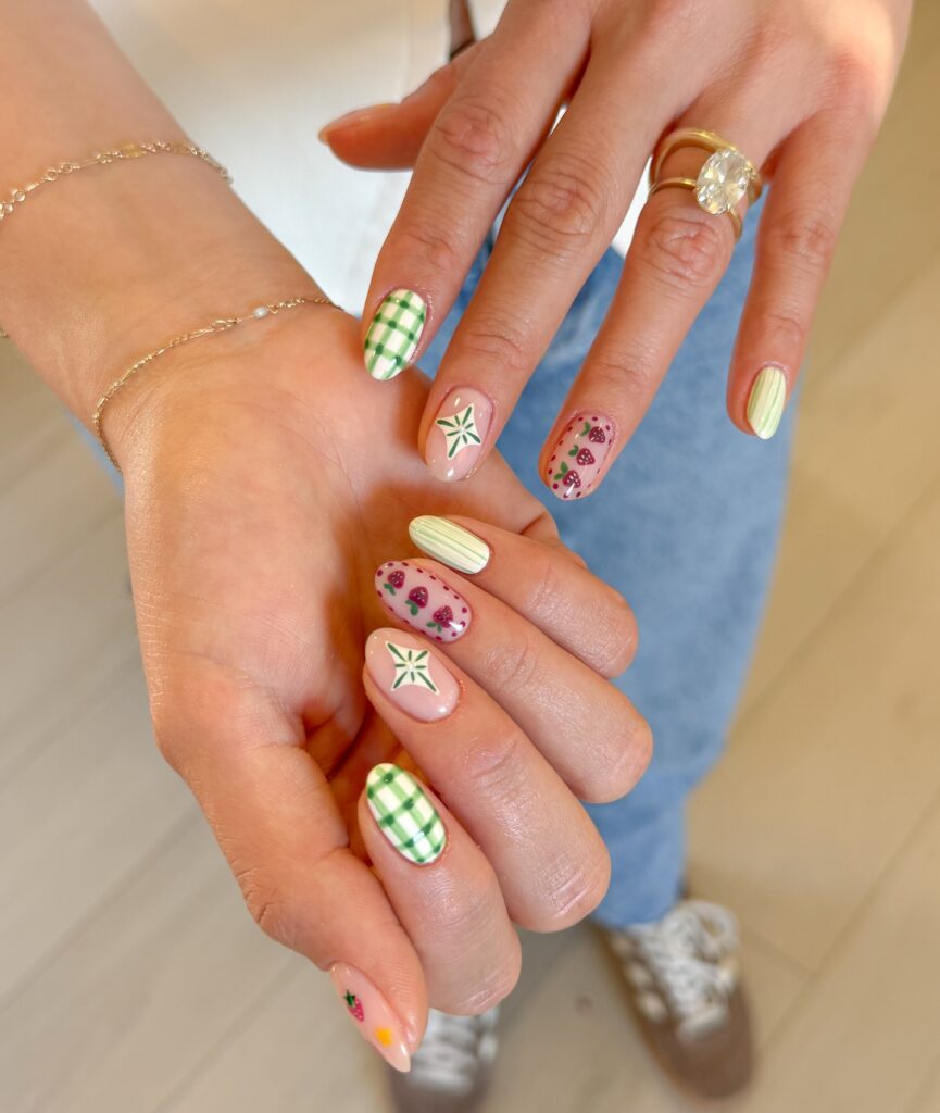 picnic nails